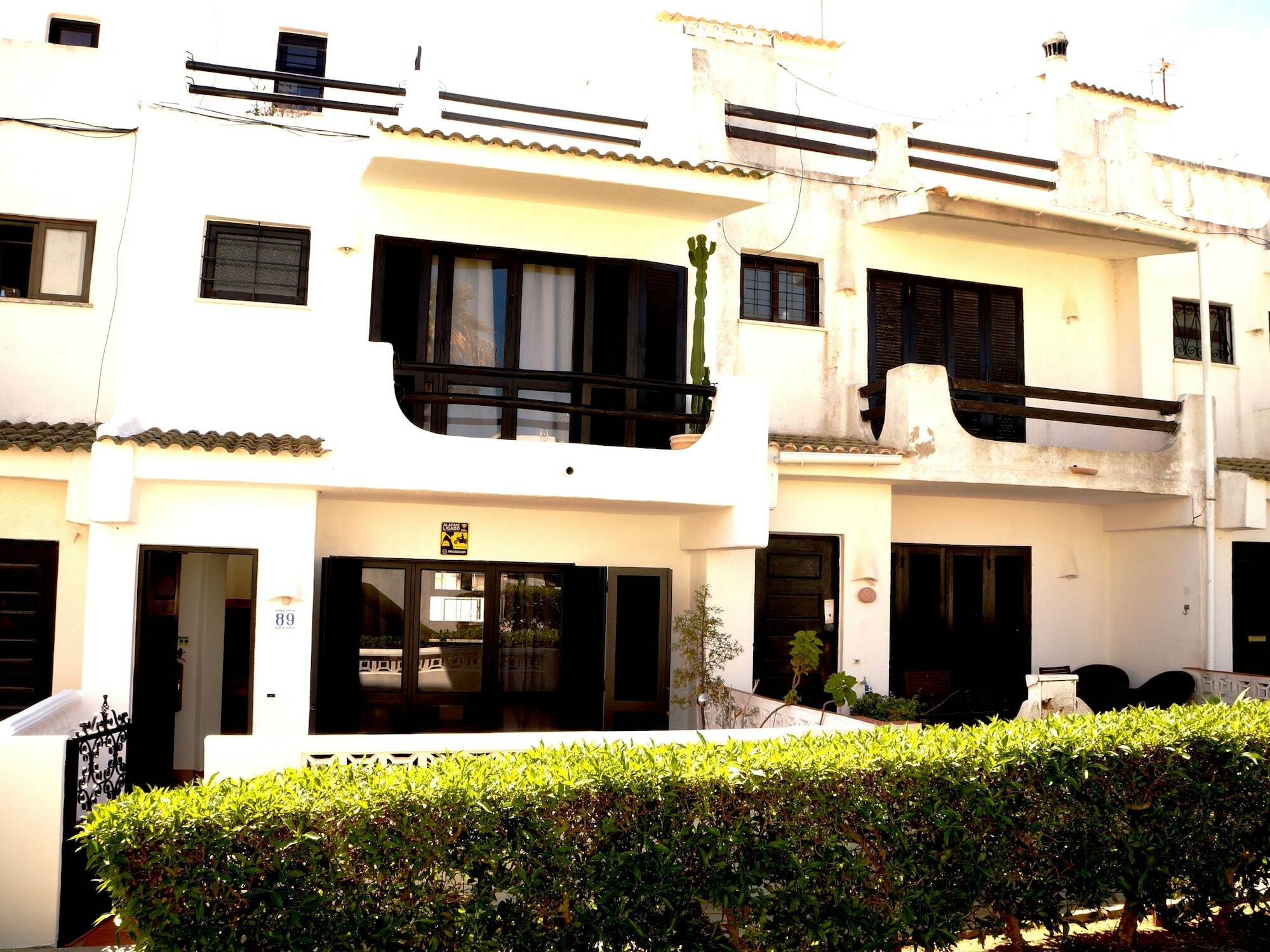 Guesthouse High Tower Lagos Esterno foto